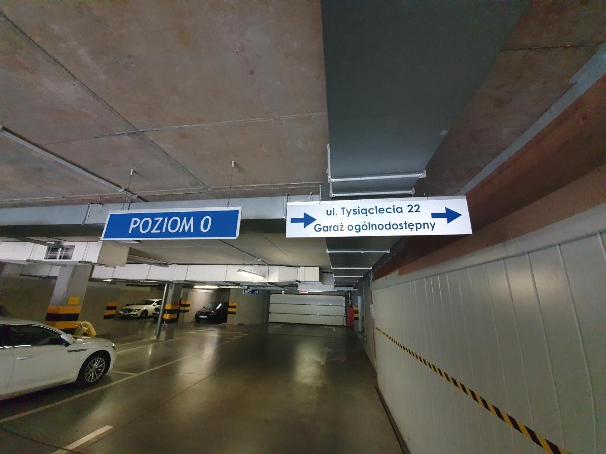Apartament Wsrod 1000Cy Swiatel - Z Parkingiem W Hali Garazowej- Duzy Balkon Z Lezakami - Piekny Widok Noca Na Panorame Tysiaclecia Katowice Luaran gambar